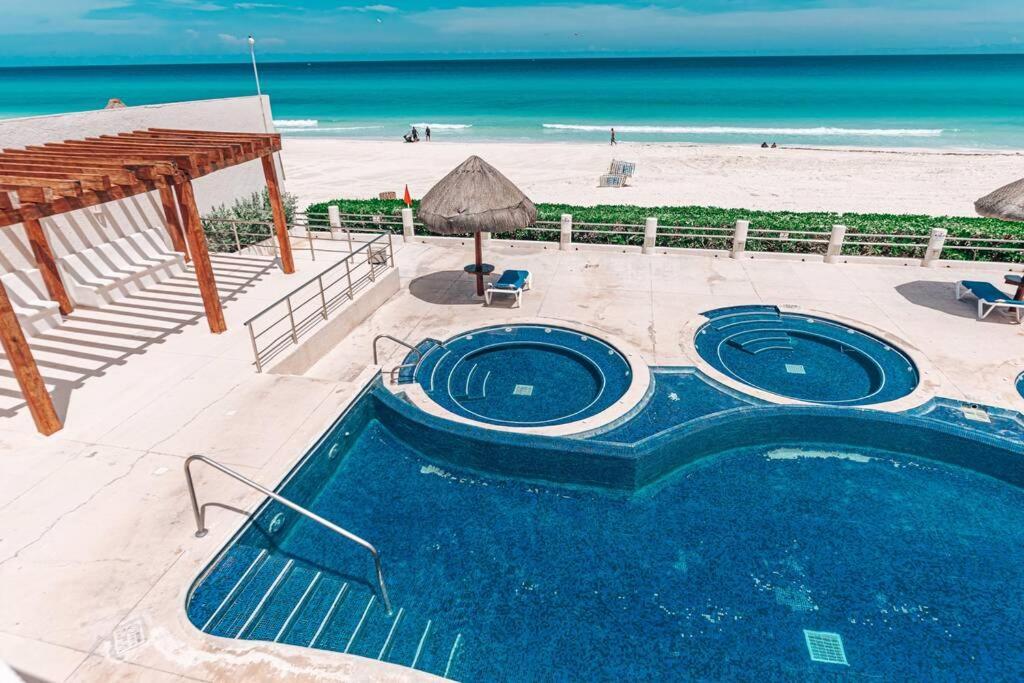 Villas Marlin 108, A Pie De Playa, Albercas, Jacuzi, Ubicacion Inmejorable 坎昆 外观 照片