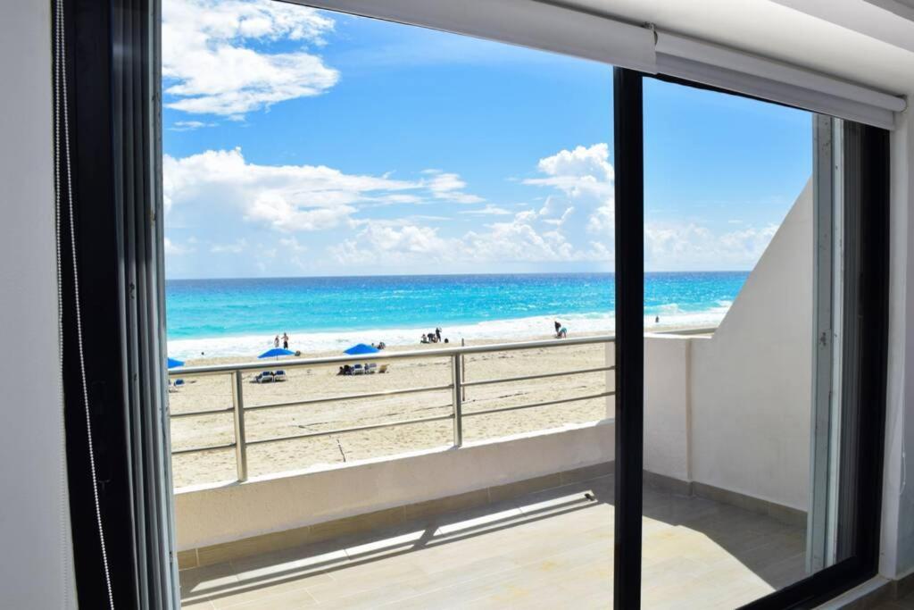 Villas Marlin 108, A Pie De Playa, Albercas, Jacuzi, Ubicacion Inmejorable 坎昆 外观 照片