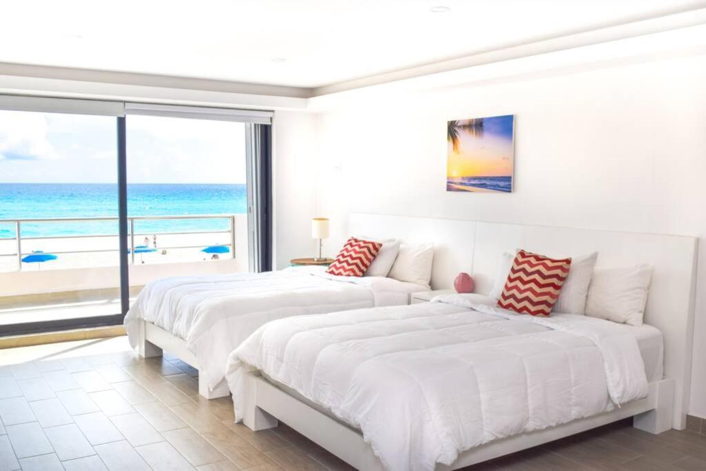 Villas Marlin 108, A Pie De Playa, Albercas, Jacuzi, Ubicacion Inmejorable 坎昆 外观 照片