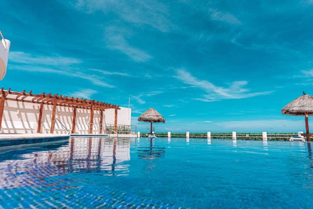 Villas Marlin 108, A Pie De Playa, Albercas, Jacuzi, Ubicacion Inmejorable 坎昆 外观 照片